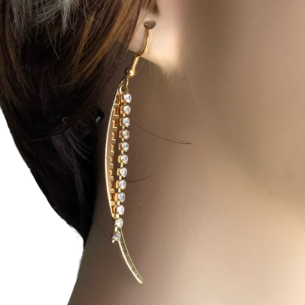 Vintage 90s Goldtone & Sparkly Crystal Earrings No Brand Event Holiday